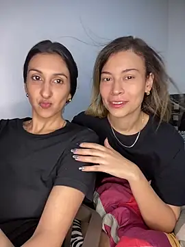 Snapshot of Saloriz_Col chatting on 18, 2, 2026 Saloriz Col online show from 18, 2, 2026