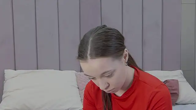 Snapshot of ZoeyNeal chatting on 18, 3, 2026 ZoeyNeal online show from 18, 3, 2026