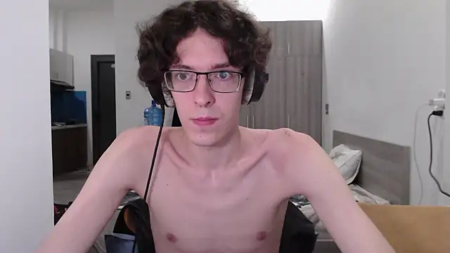 LovesomeCookie online show from 6, 11, 2025