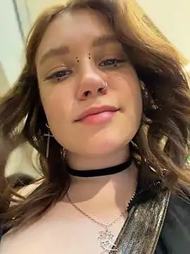 lucy-joy online show from 24, 6, 2026