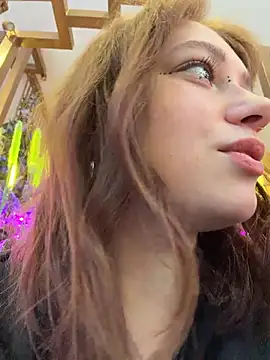 lucy-joy online show from 25, 6, 2026