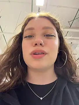 lucy-joy online show from 6, 7, 2026