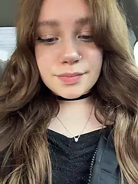 lucy-joy online show from 26, 7, 2026