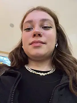 lucy-joy online show from 27, 7, 2026