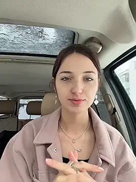 Snapshot of DollyTall chatting on 21, 2, 2026 DollyTall online show from 21, 2, 2026