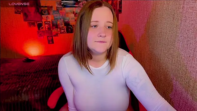 NaomiRey1 online show from 28, 3, 2026