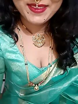 Snapshot of Niharika555 chatting on 18, 7, 2026 Niharika555 online show from 18, 7, 2026