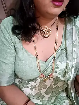 Snapshot of Niharika555 chatting on 29, 7, 2026 Niharika555 online show from 29, 7, 2026