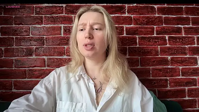 CitrusBlissss online show from 4, 11, 2025