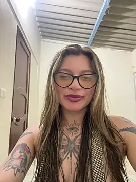 KoraSweett online show from 22, 3, 2026