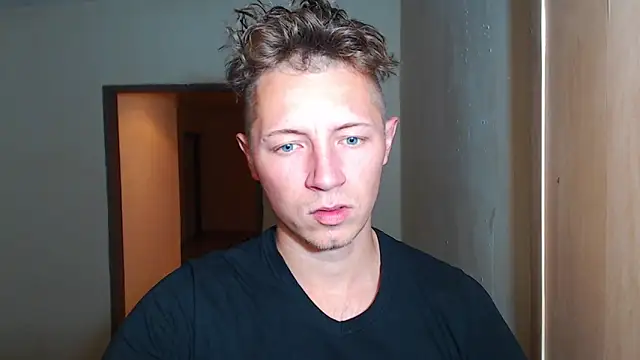 BlondZilla online show from 5, 12, 2025