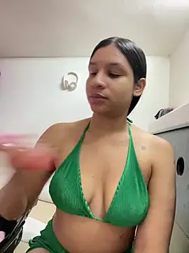 Snapshot of Danny_gonza chatting on 30, 9, 2025 Danny gonza online show from 30, 9, 2025