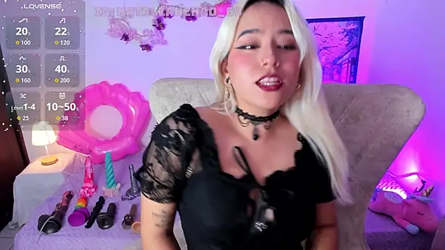 Nataliahenao69 online show from 10, 5, 2026