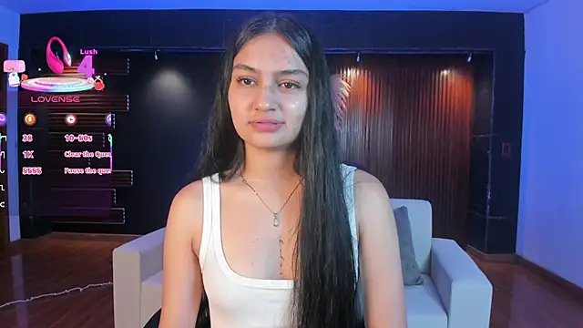 Snapshot of AidaJones chatting on 2, 10, 2025 AidaJones online show from 2, 10, 2025