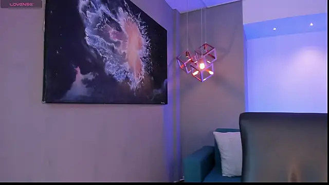 Snapshot of AidaJones chatting on 20, 10, 2025 AidaJones online show from 20, 10, 2025