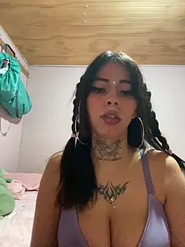 kiittyselenita online show from 7, 5, 2026