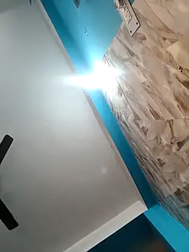 hornyzinia123 online show from 18, 2, 2026