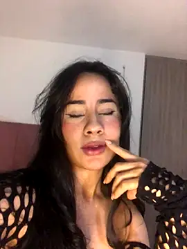 SelinaCatt  online show from 5, 10, 2025