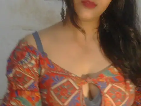 POOJA 199 online show from 5, 8, 2026