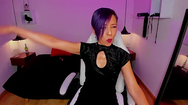 Snapshot of Trinityy__ chatting on 27, 6, 2026 Trinityy online show from 27, 6, 2026