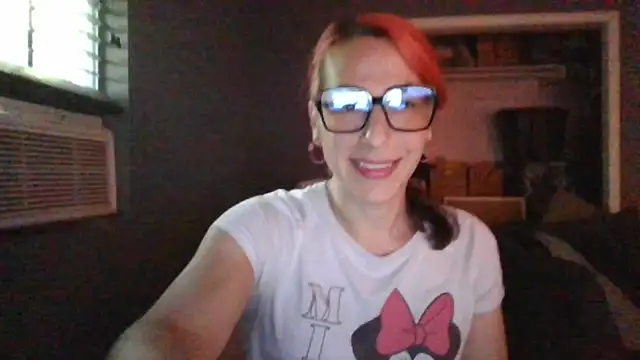 mayra mayhem online show from 15, 4, 2026