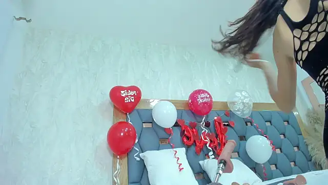 crystal sm online show from 15, 2, 2026