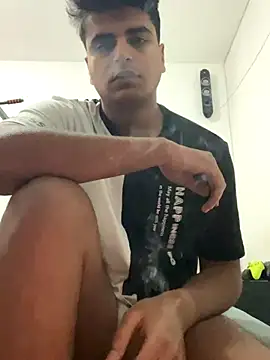 Snapshot of Noam7080z chatting on 20, 11, 2025 Noam7080z online show from 20, 11, 2025