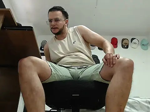 Snapshot of cloudsxxx chatting on 15, 1, 2026 cloudsxxx online show from 15, 1, 2026