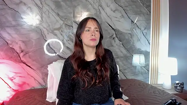 Astridhotman online show from 3, 10, 2025