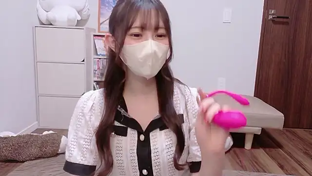 MOEMOE-Q online show from 27, 9, 2025