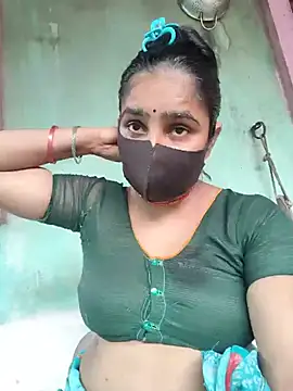 Snapshot of Falguni_Desai chatting on 23, 7, 2026 Falguni Desai online show from 23, 7, 2026