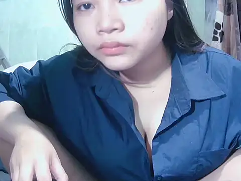 Snapshot of Lily3322 chatting on 4, 2, 2026 Lily3322 online show from 4, 2, 2026