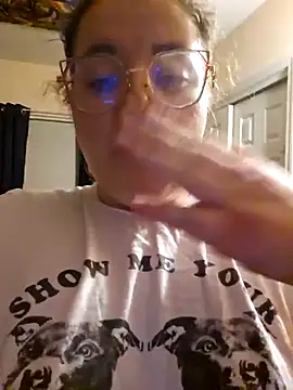 nuttiebuddy1 online show from 23, 10, 2025