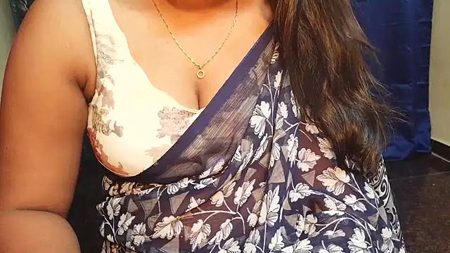 Snapshot of Pavani-Sexy chatting on 27, 6, 2026 Pavani-Sexy online show from 27, 6, 2026