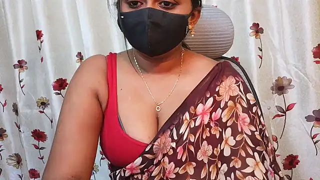 Snapshot of Pavani-Sexy chatting on 16, 7, 2026 Pavani-Sexy online show from 16, 7, 2026