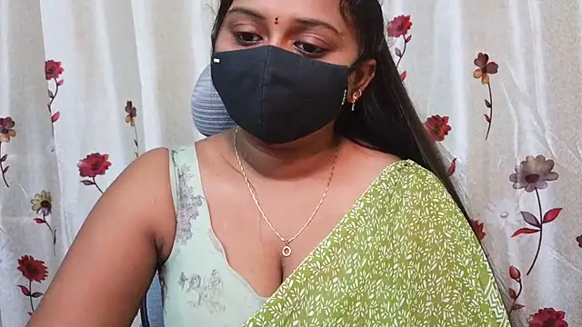 Snapshot of Pavani-Sexy chatting on 18, 7, 2026 Pavani-Sexy online show from 18, 7, 2026