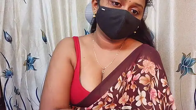 Snapshot of Pavani-Sexy chatting on 3, 8, 2026 Pavani-Sexy online show from 3, 8, 2026