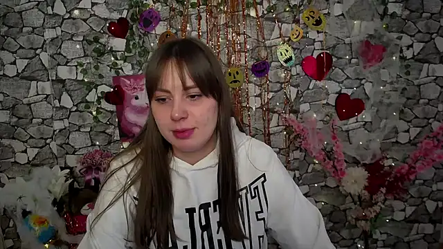 Amanda Bright  online show from 1, 11, 2025