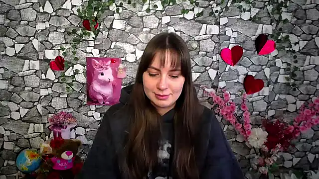 Amanda Bright  online show from 3, 2, 2026