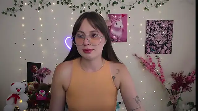 Snapshot of Amanda_Bright_ chatting on 6, 7, 2026 Amanda Bright online show from 6, 7, 2026