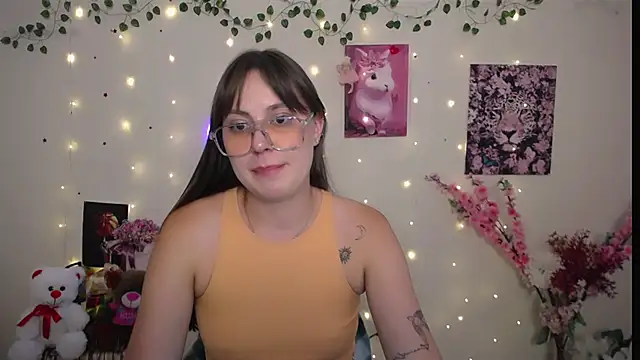 Snapshot of Amanda_Bright_ chatting on 6, 7, 2026 Amanda Bright online show from 6, 7, 2026