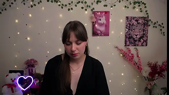 Snapshot of Amanda_Bright_ chatting on 2, 8, 2026 Amanda Bright online show from 2, 8, 2026