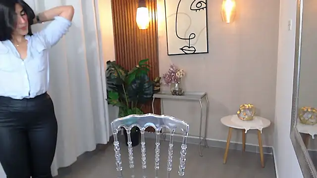 Lia Mar  online show from 21, 3, 2026