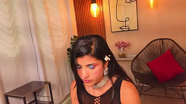 Lia Mar  online show from 1, 7, 2026