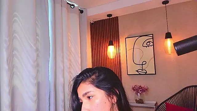 Lia Mar  online show from 8, 7, 2026