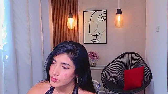 Lia Mar  online show from 15, 7, 2026