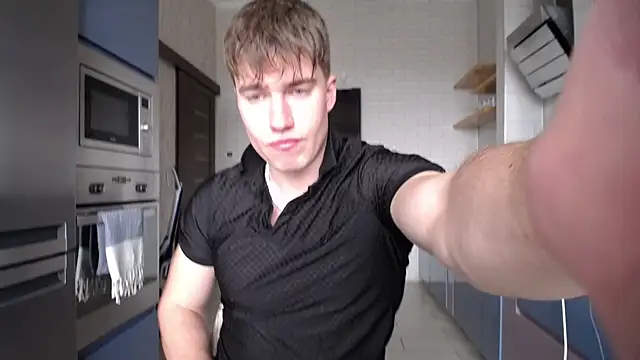 Snapshot of megamaxxxl chatting on 7, 4, 2026 megamaxxxl online show from 7, 4, 2026