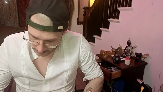 MasterDaddyCool online show from 1, 7, 2026