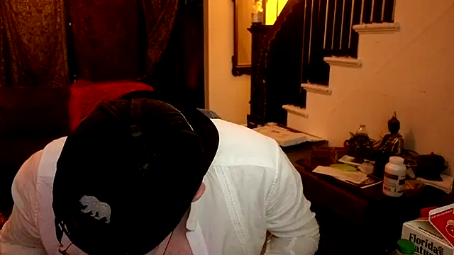 MasterDaddyCool online show from 6, 8, 2026