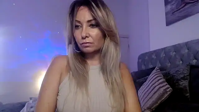 AngeleyesUK online show from 9, 9, 2025